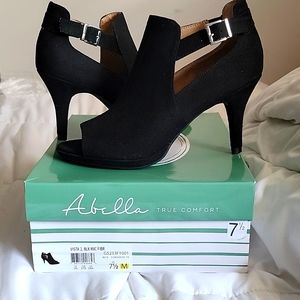 Open toe heels with  buckle strap